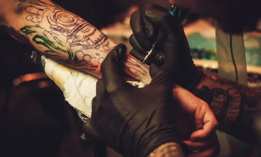 Rio De Janeiro Conta Com 3,4 Mil Pequenos Negócios Ligados Ao Mercado De Tatuagens E Piercing